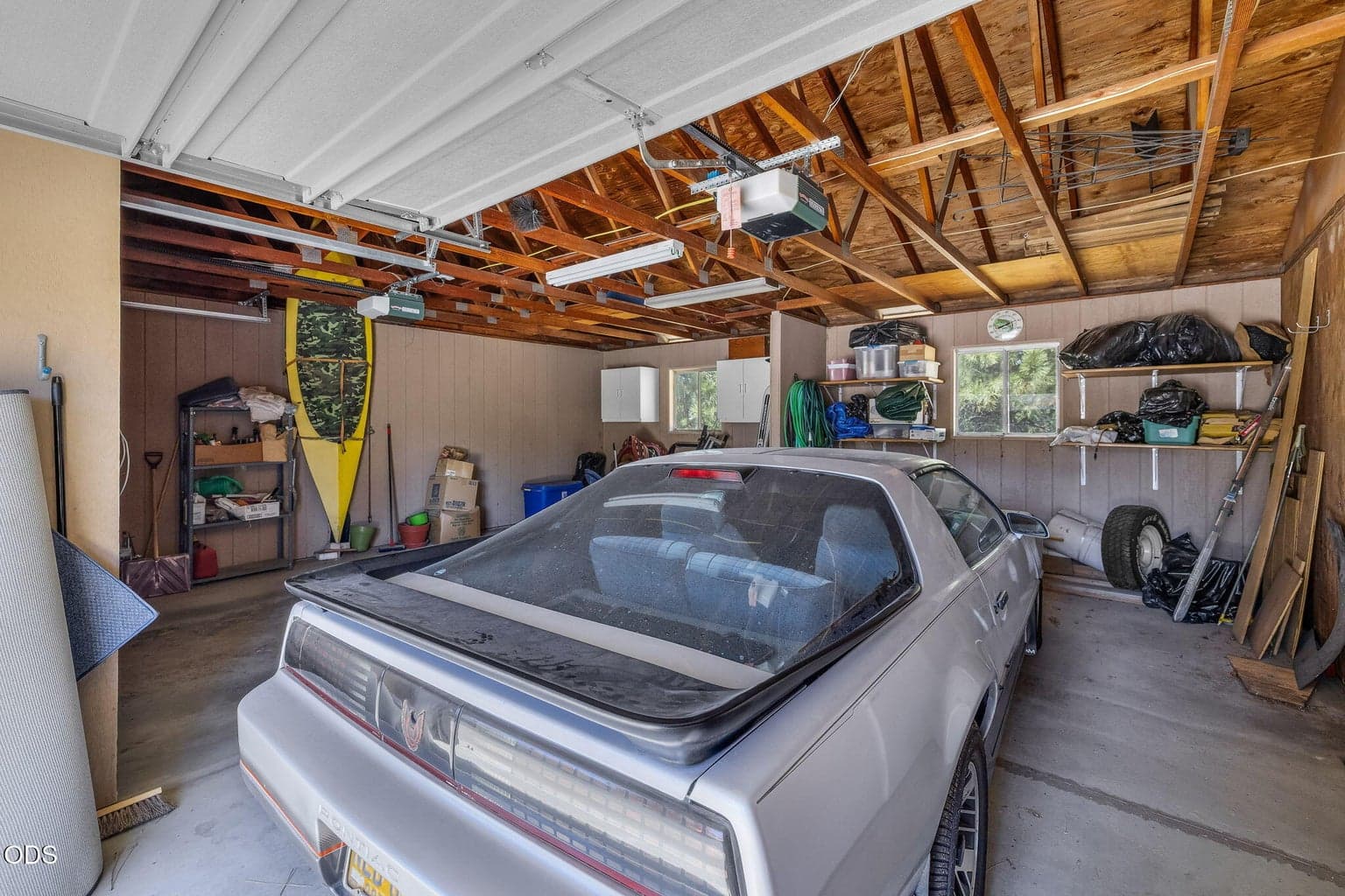 Detached 2 car garage w/ shop