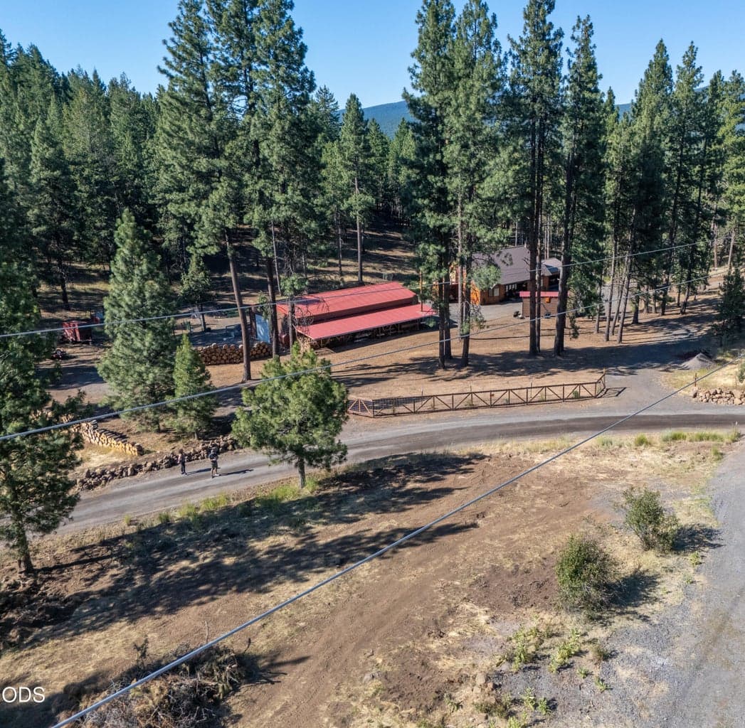 Photo of 15780 Homestead Lane 4 of 77