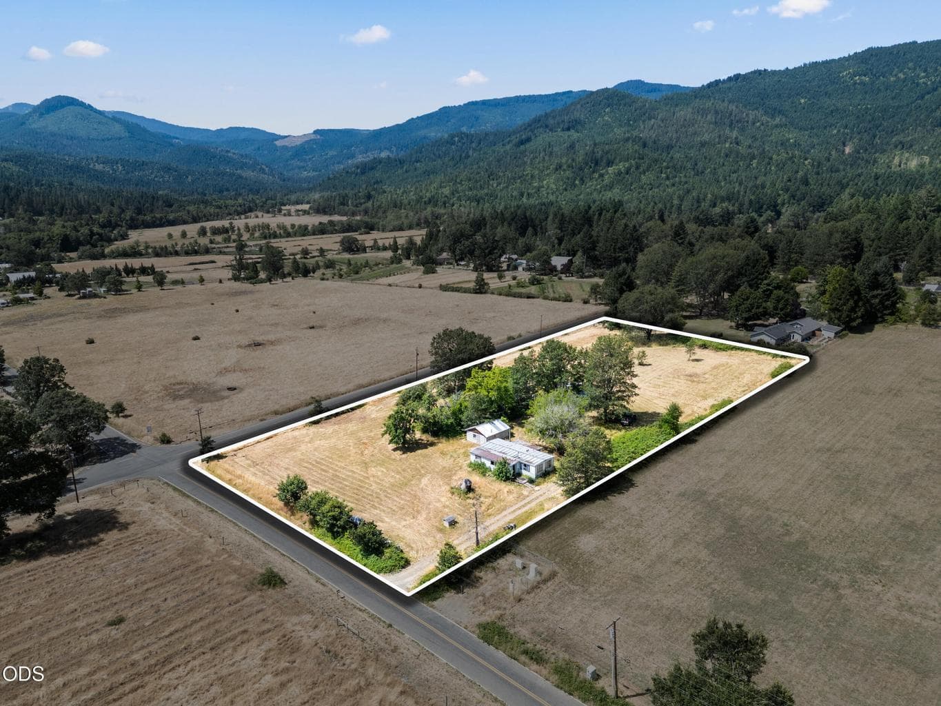 Photo of 2670 Kincaid Road 2 of 17