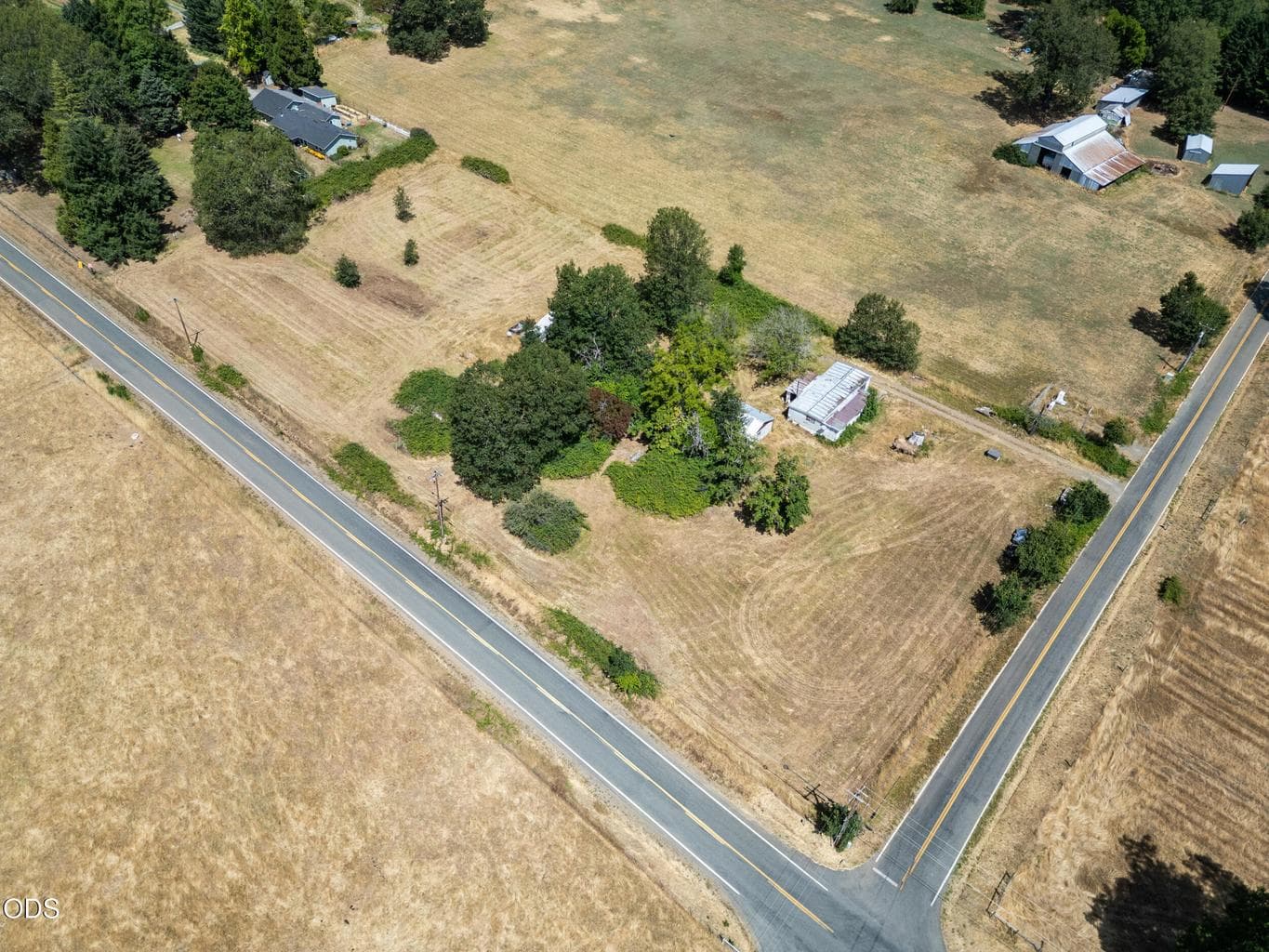 Photo of 2670 Kincaid Road 1 of 17