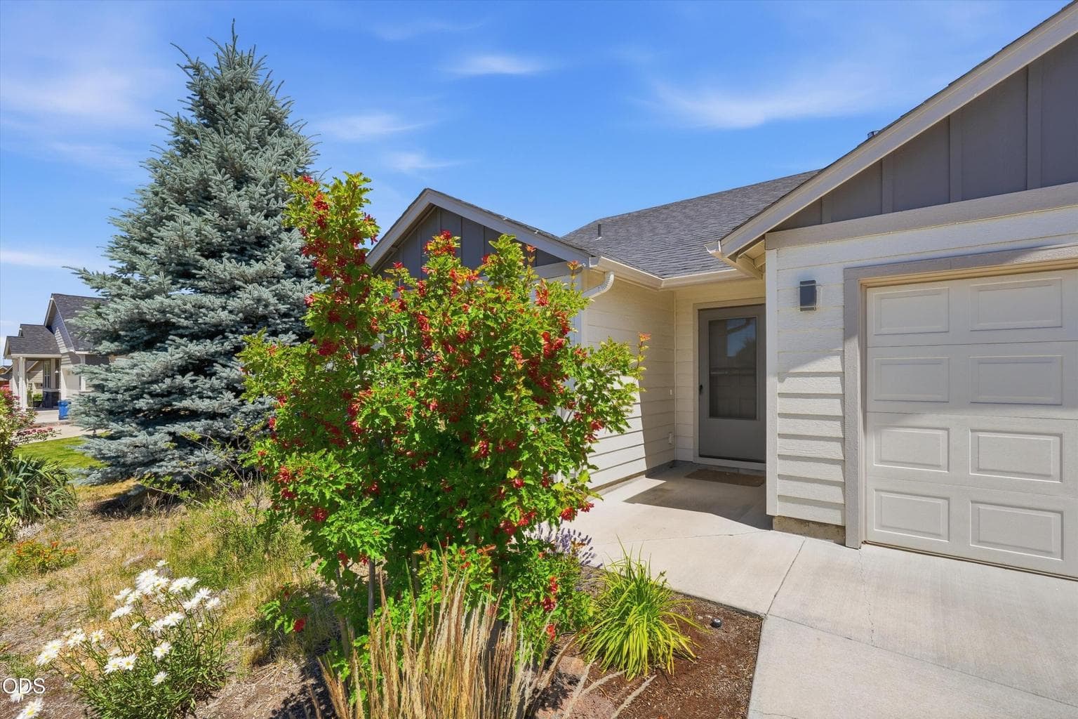 Photo of 222 33rd Drive 3 of 25