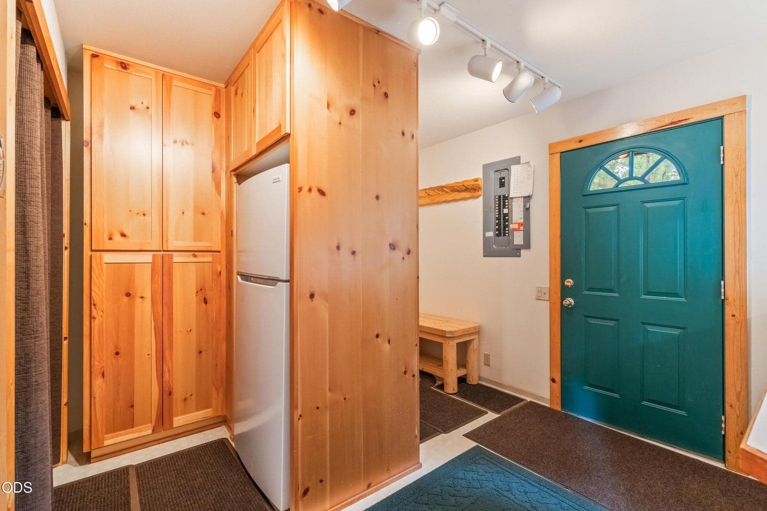 Laundry/Mud Room