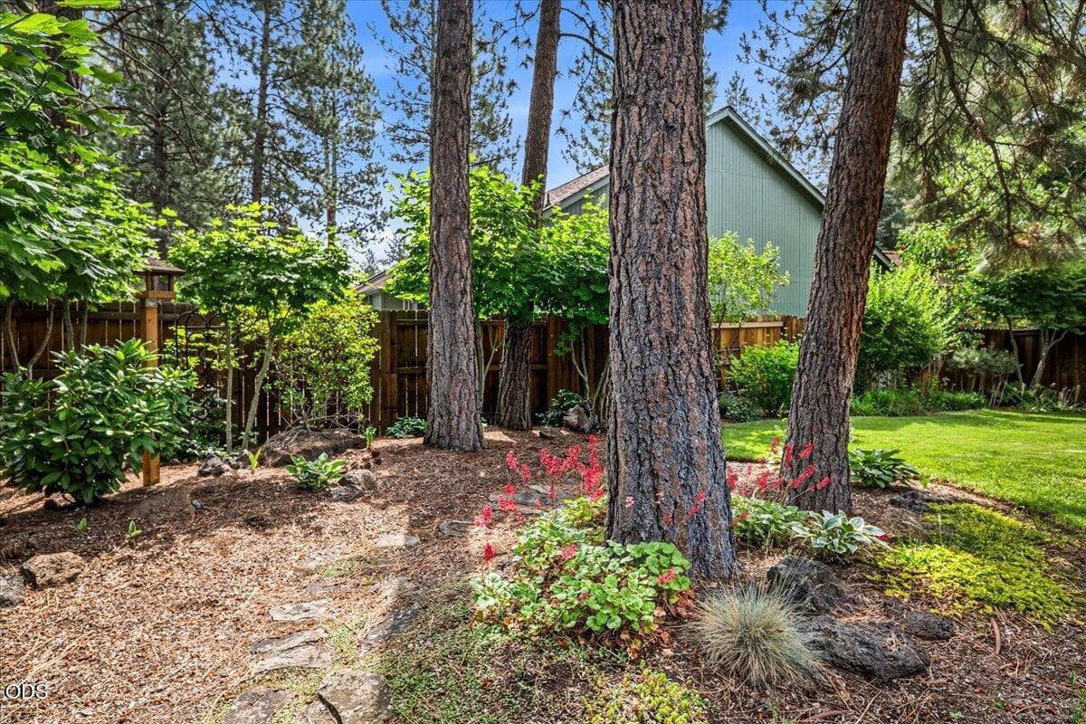 Photo of 61274 Columbine Lane 33 of 42