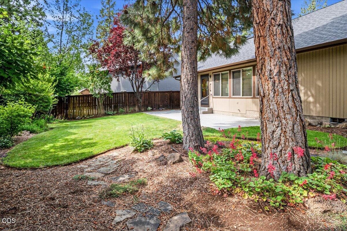 Photo of 61274 Columbine Lane 34 of 42