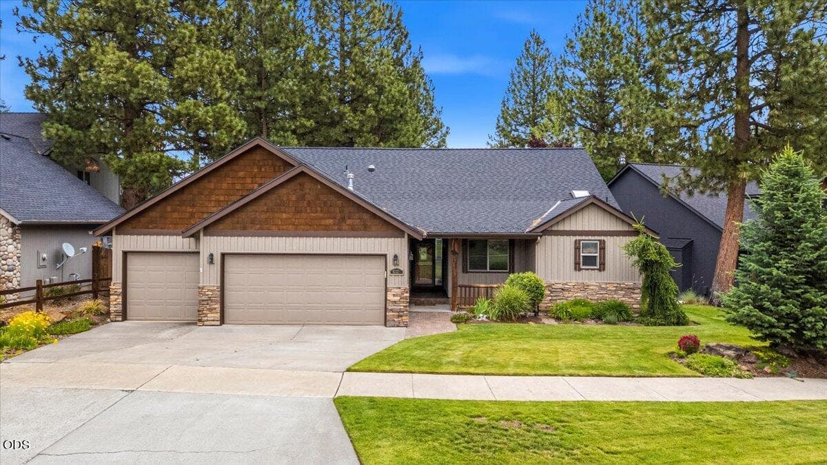 Photo of 61274 Columbine Lane 40 of 42