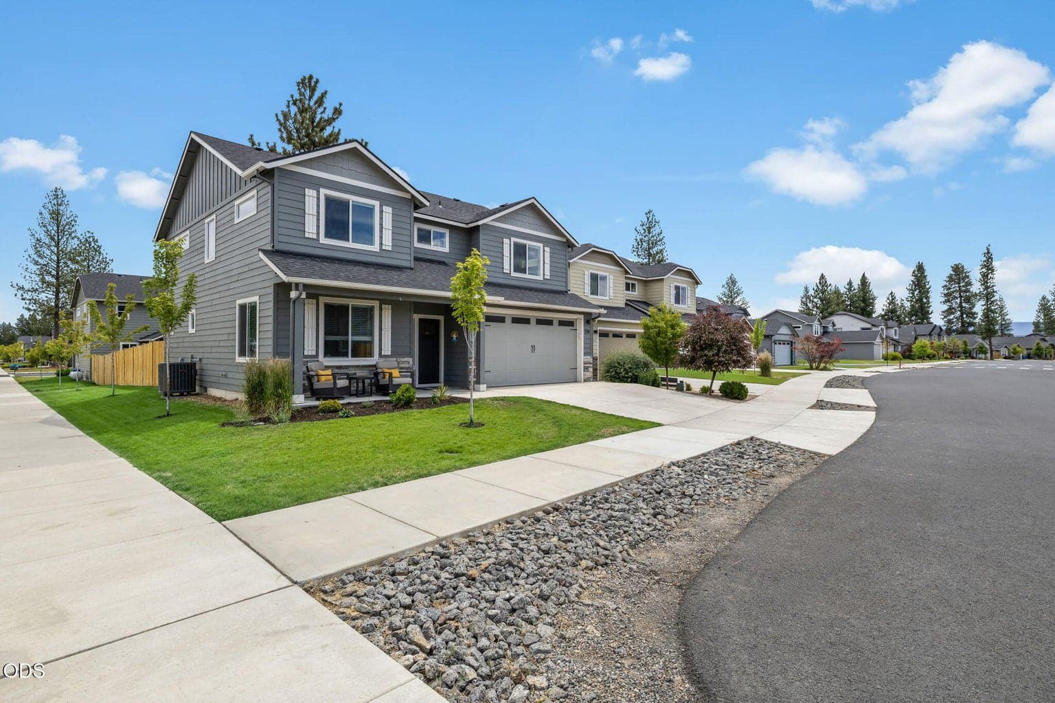 Photo of 774 Reed Street 2 of 69