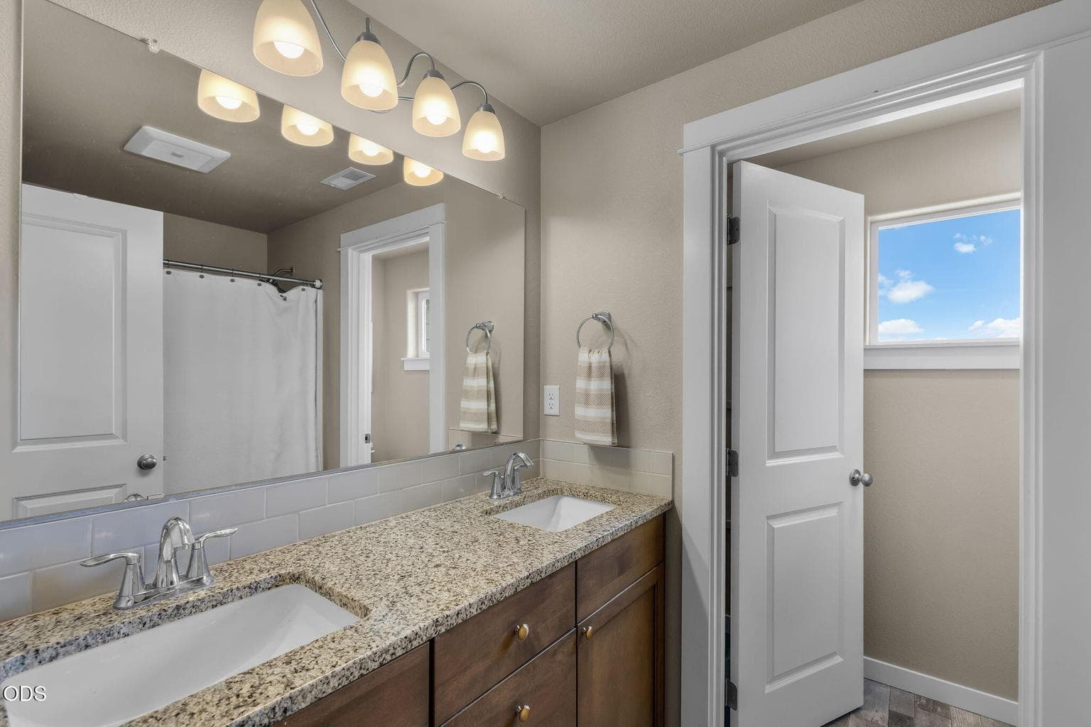 Photo of 774 N Reed Street 33 of 69