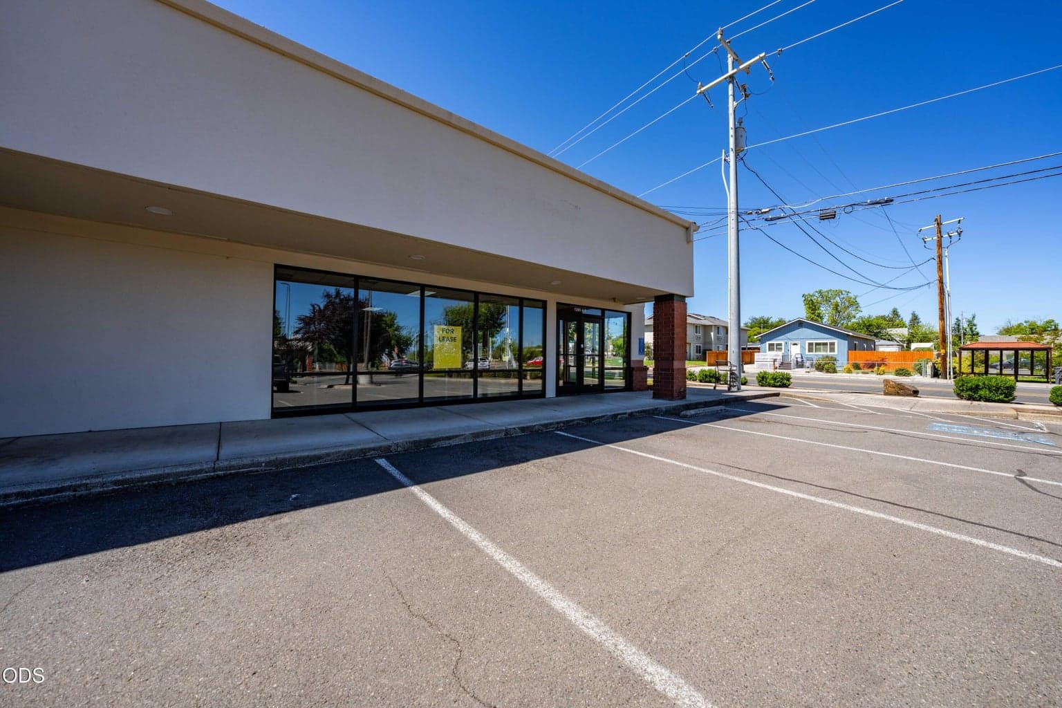Photo of 1205 Plaza 4 of 30