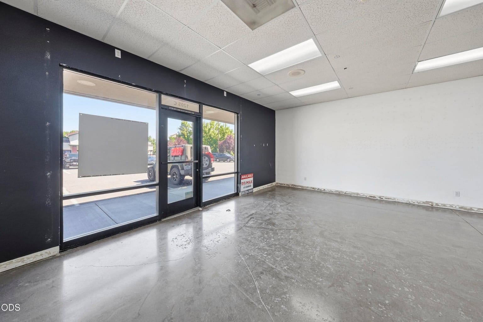 Photo of 1205 Plaza 3 of 25