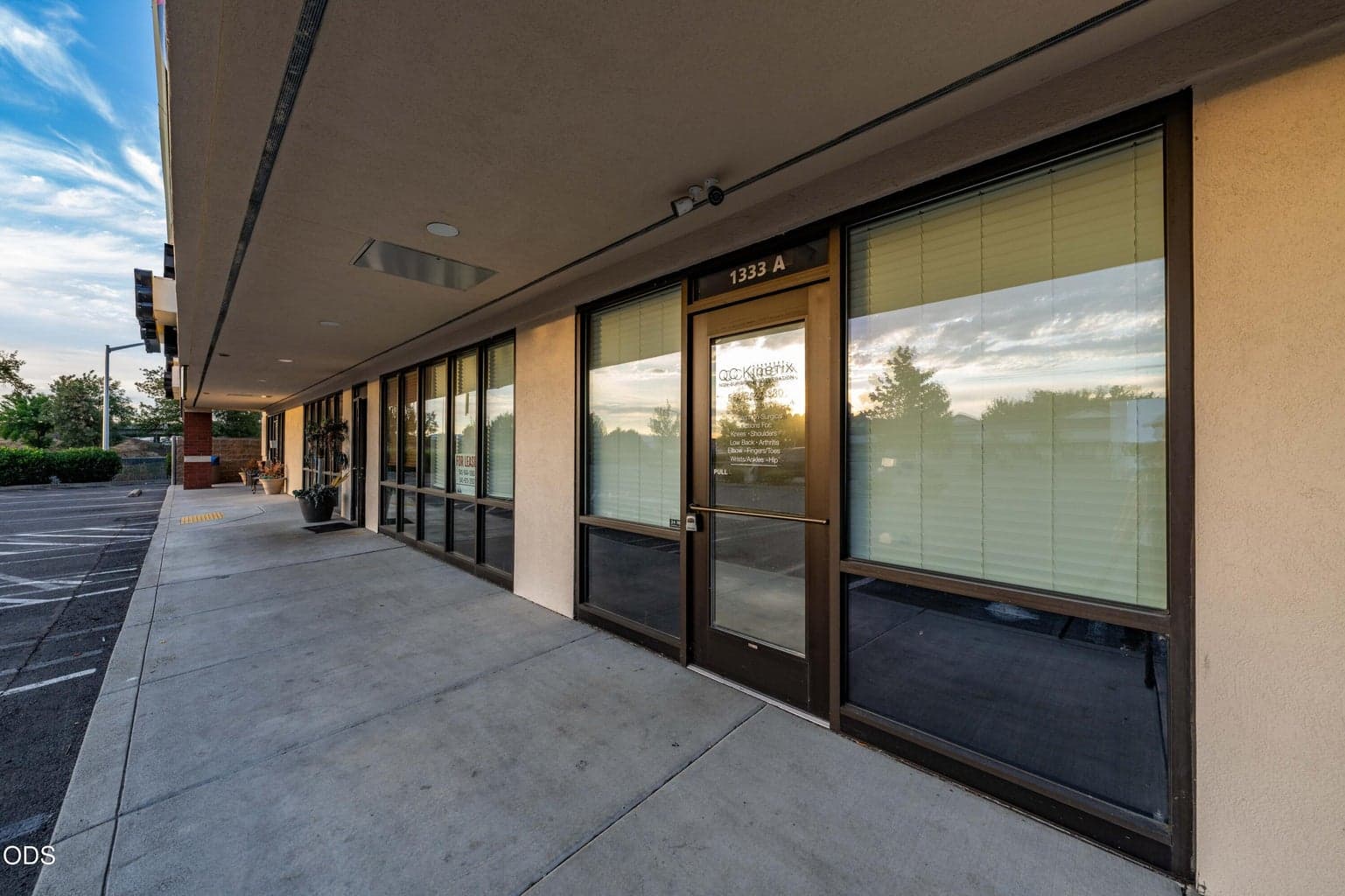 Photo of 1333 Plaza 3 of 42