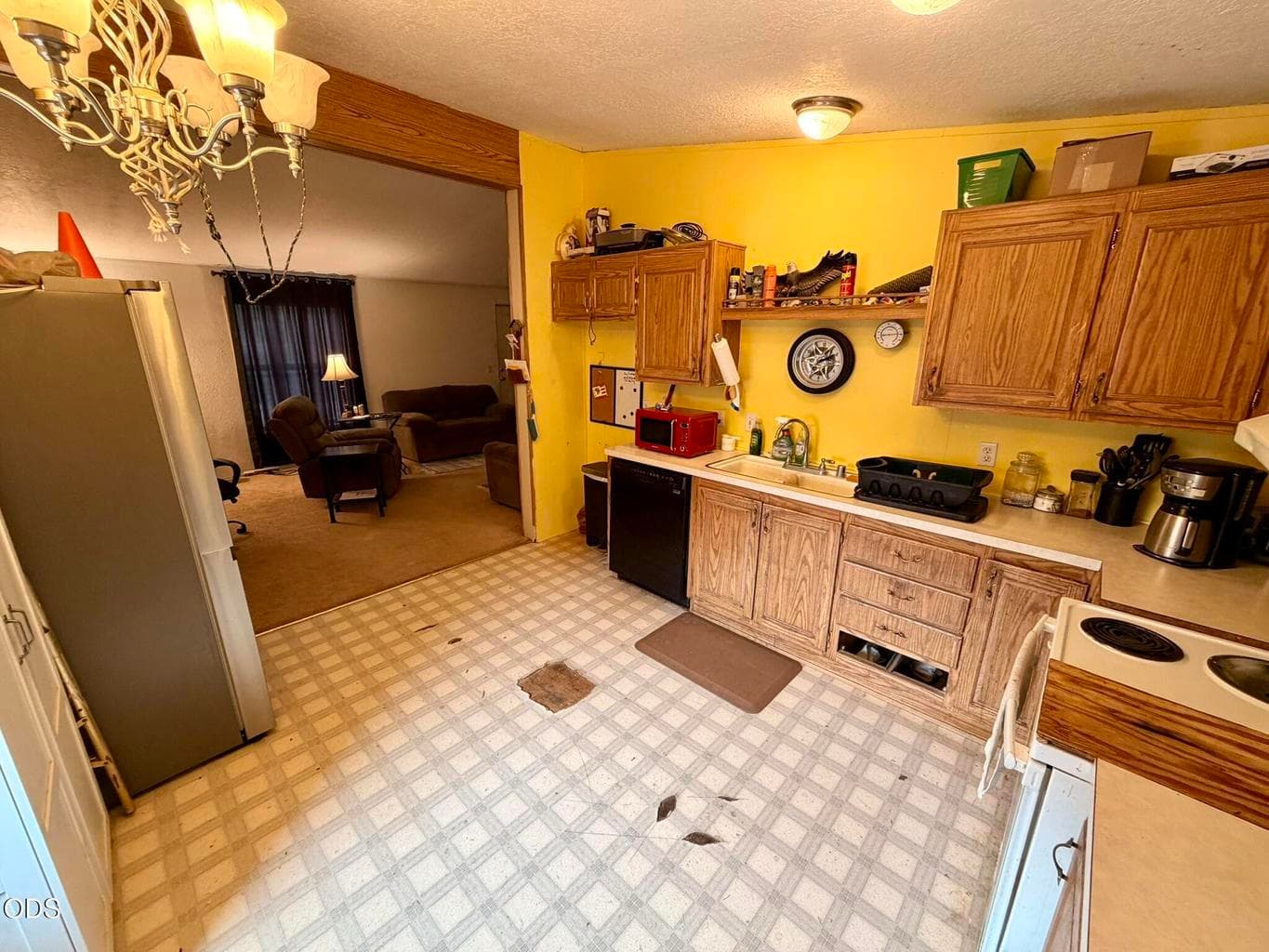 Photo of 16656 Antelope Creek Drive 6 of 47