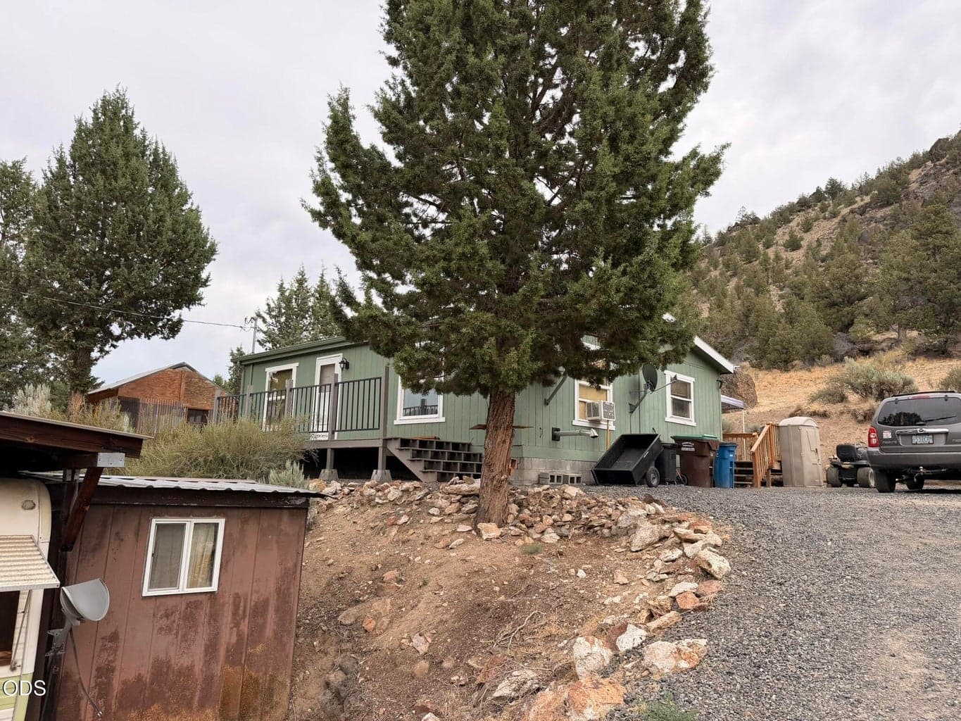 Photo of 16656 Antelope Creek Drive 4 of 47