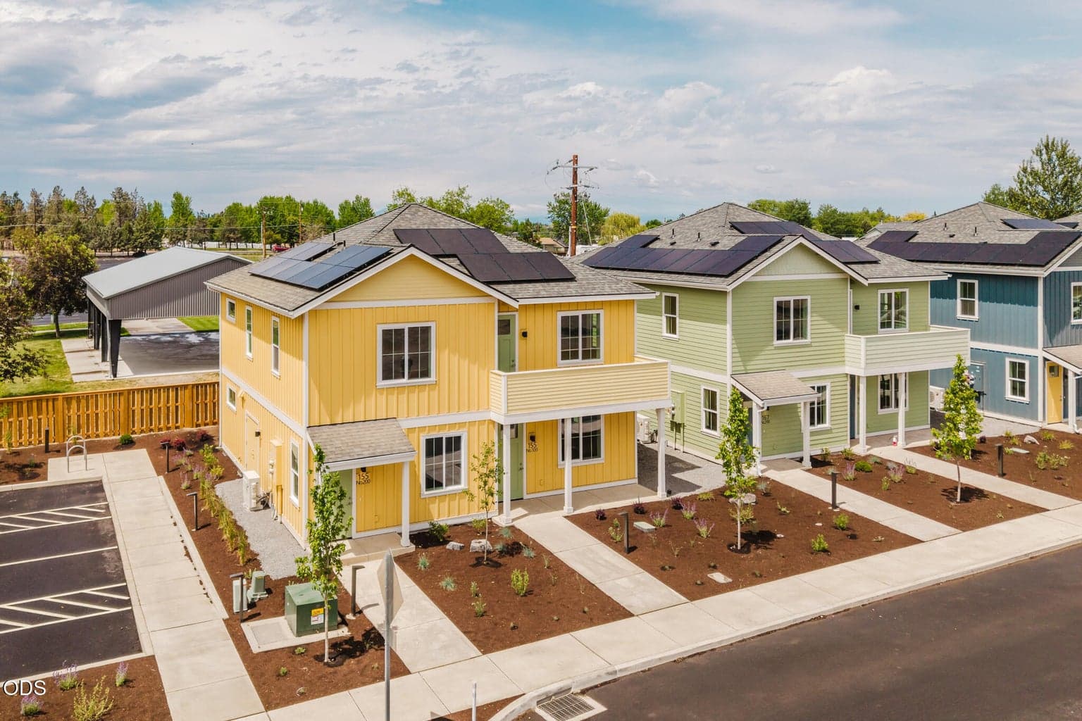 Photo of 155 17th Street 2 of 21
