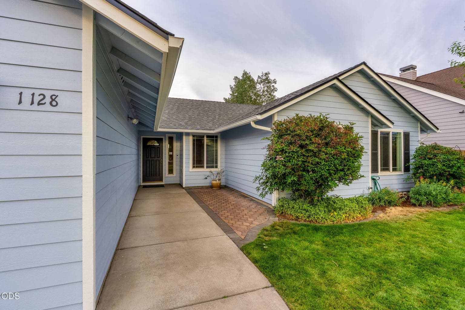 Photo of 1128 Rimrock Way 5 of 45
