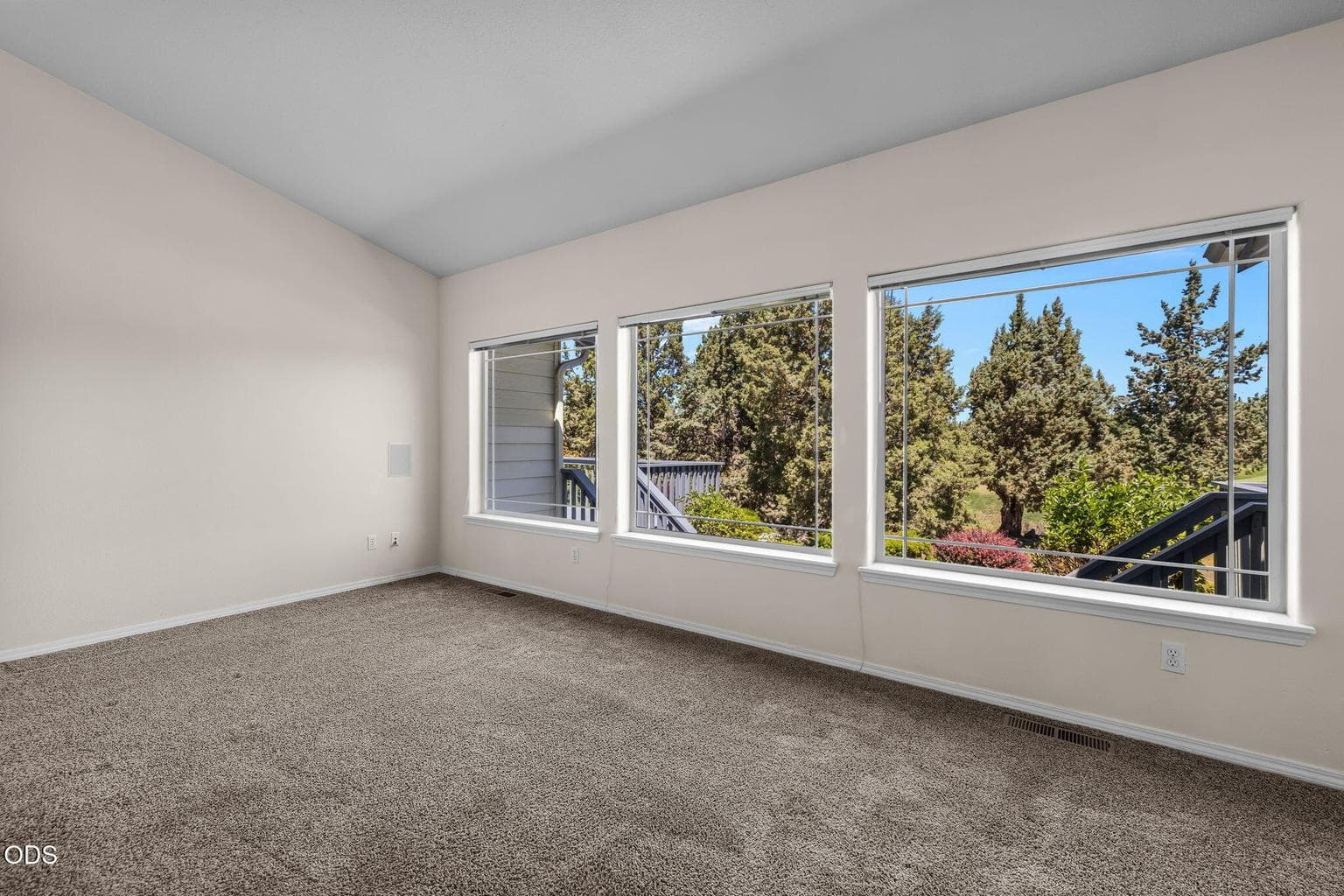 Photo of 4255 SW Ben Hogan Drive 14 of 49