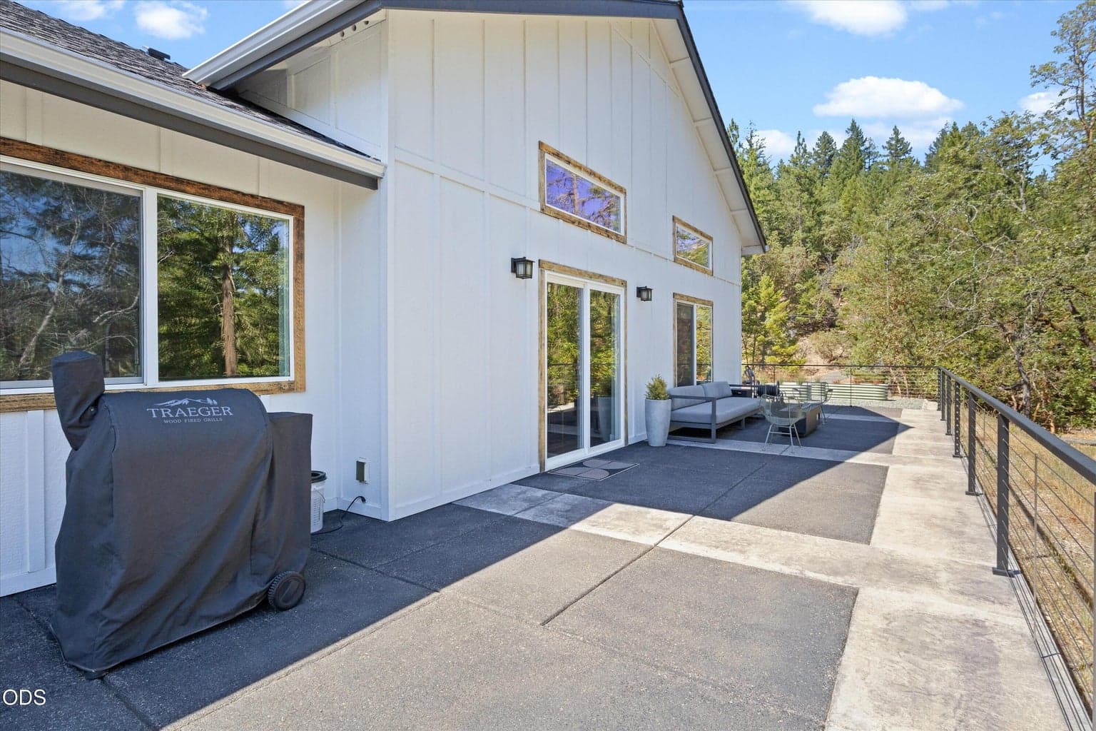 Photo of 922 Palomino Drive 4 of 52