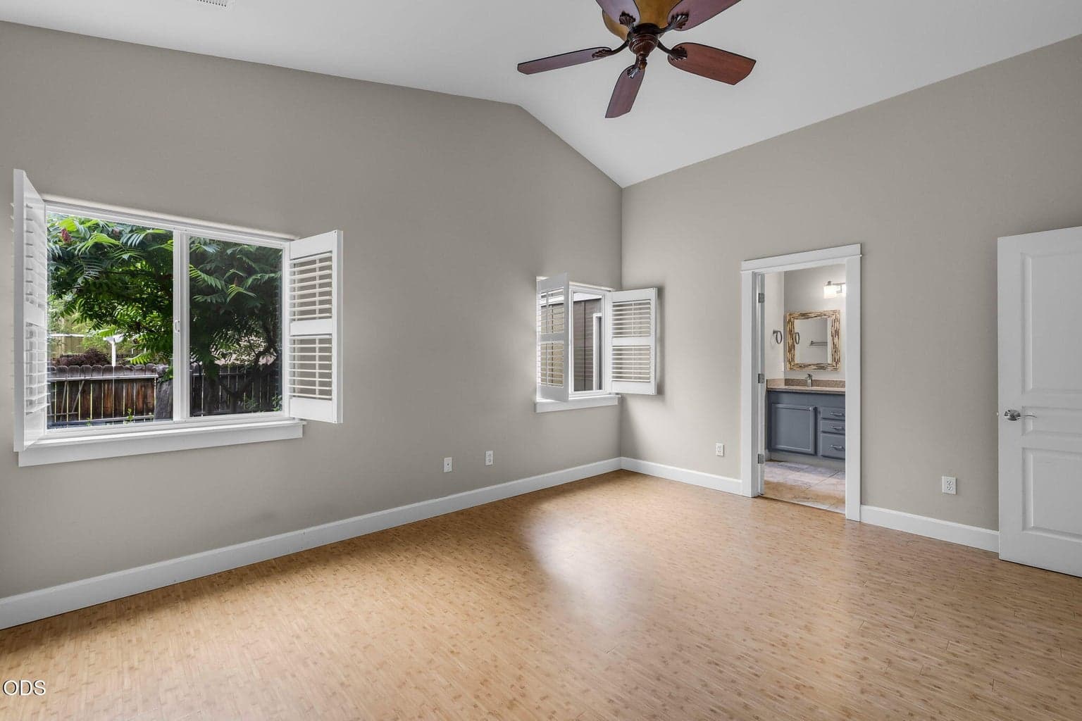 Photo of 2041 SW Obsidian Avenue 29 of 49