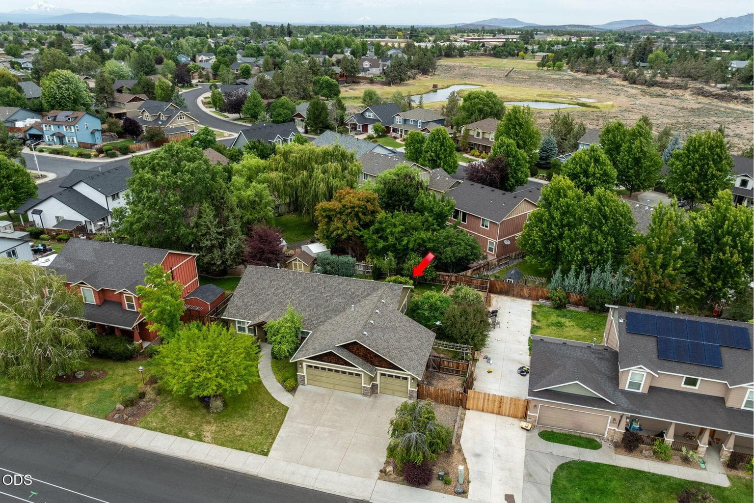Photo of 2041 SW Obsidian Avenue 49 of 49