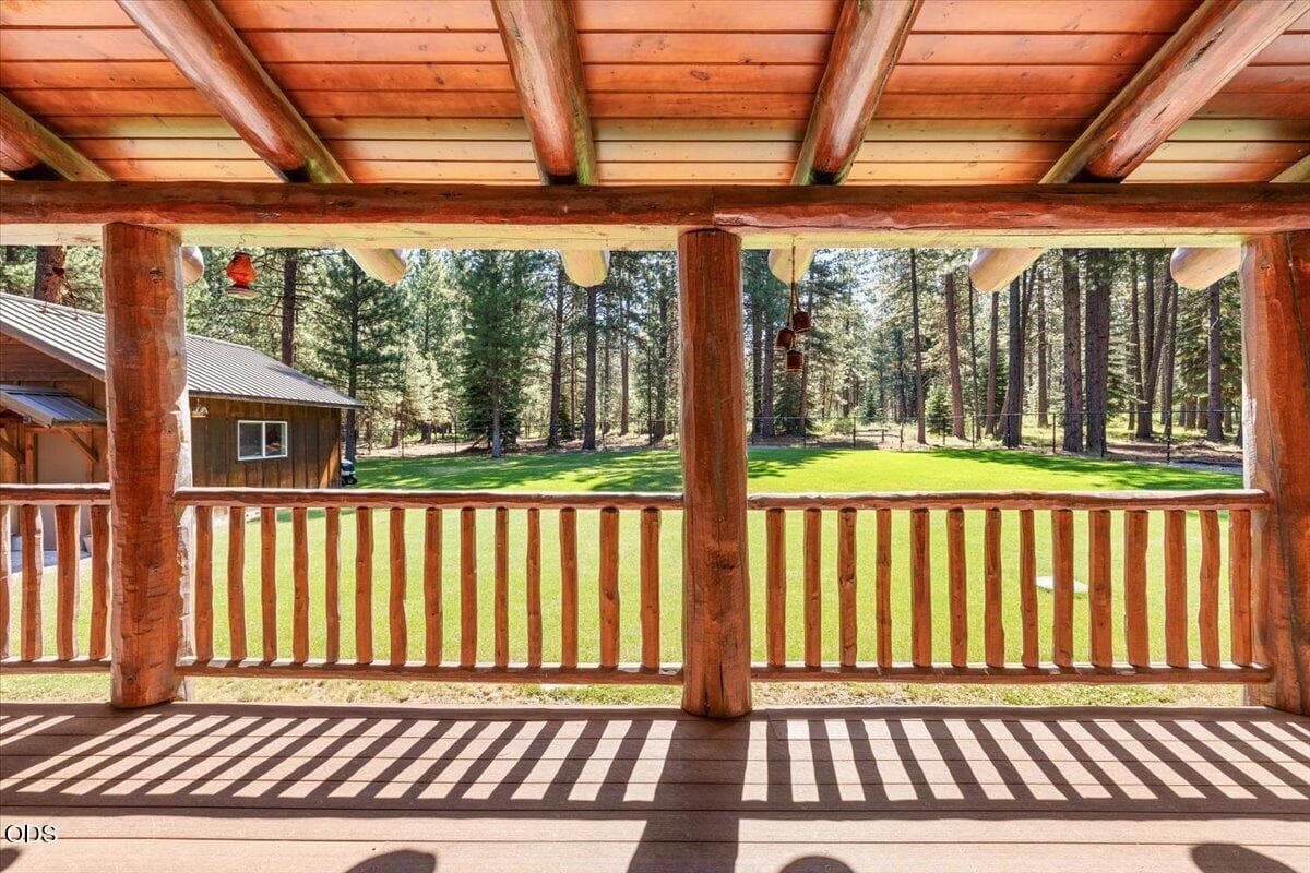 Photo of 22719 Horseshoe 3 of 47