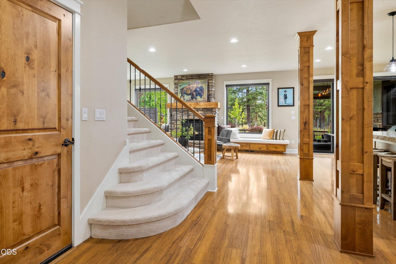 Photo of 20158 Stonegate Drive 5 of 66