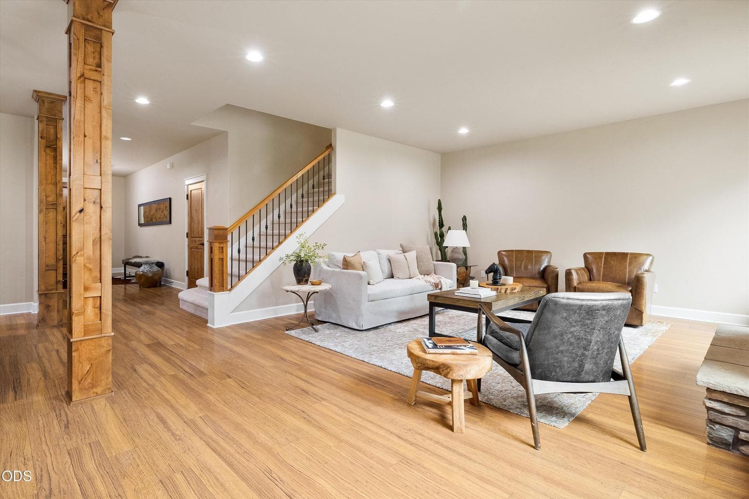 Photo of 20158 Stonegate Drive 9 of 66