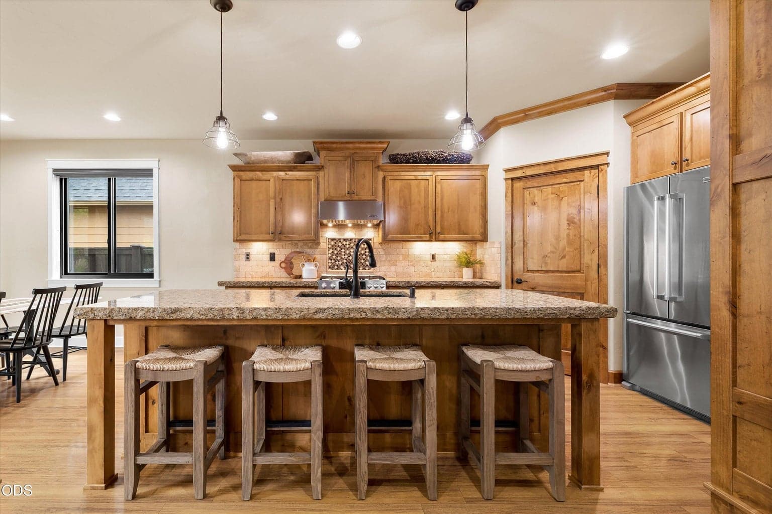 Photo of 20158 Stonegate Drive 10 of 66