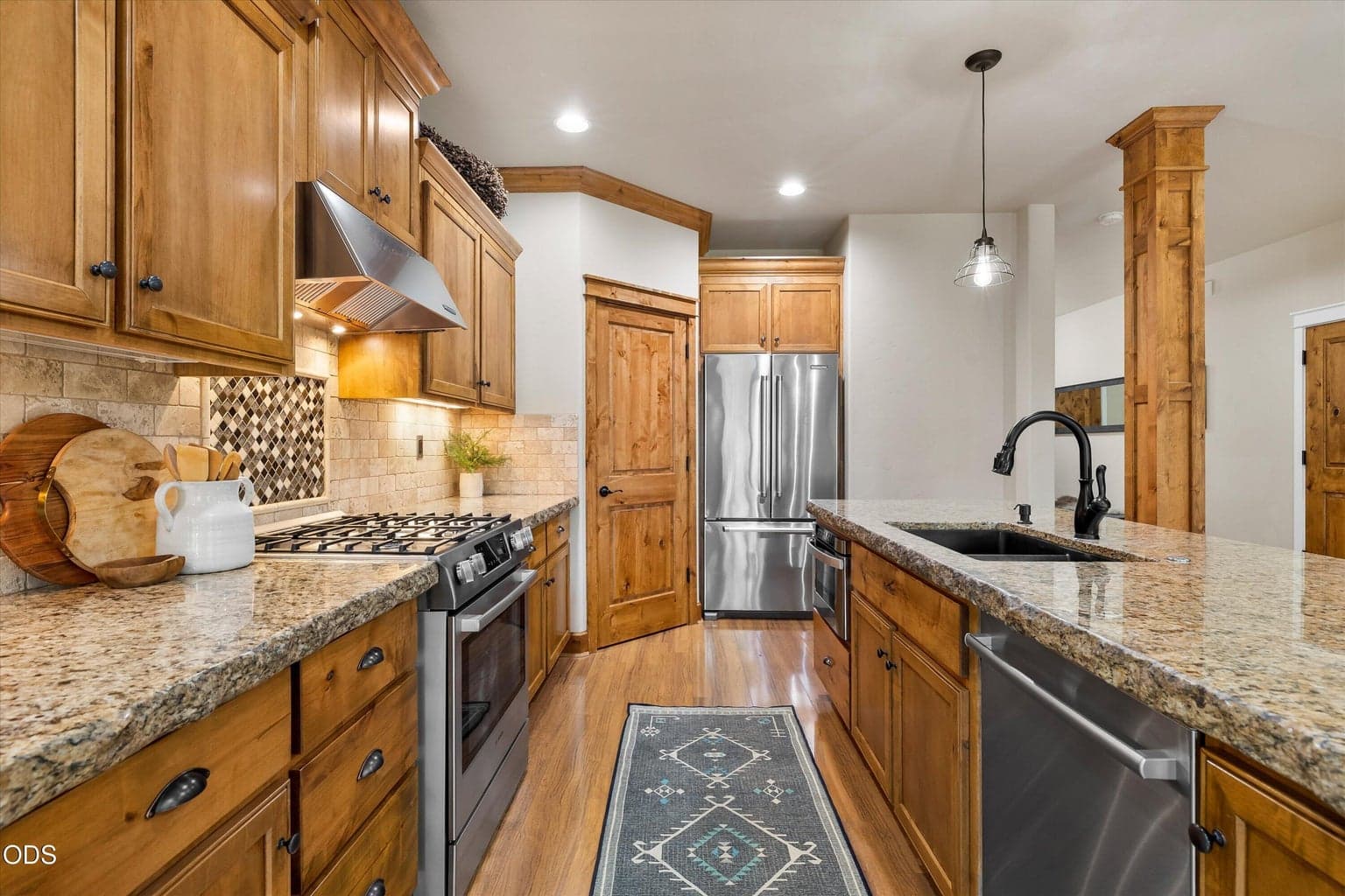 Photo of 20158 Stonegate Drive 13 of 66
