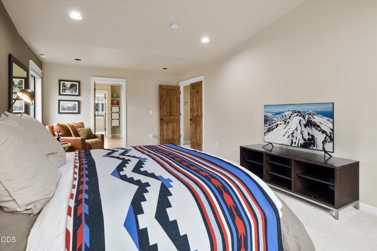 Photo of 20158 Stonegate Drive 35 of 66