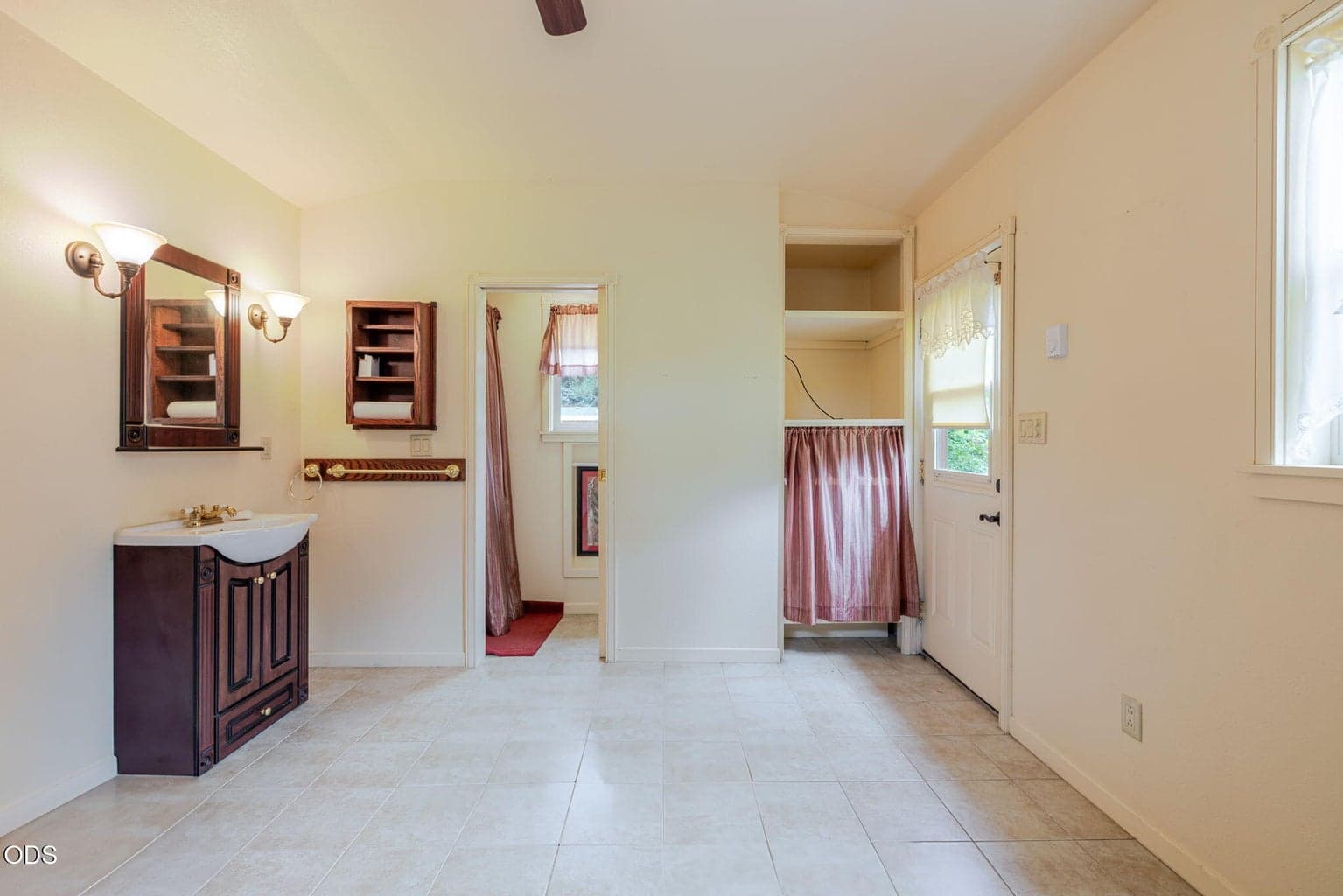 Photo of 21140 Wilderness Way 66 of 100