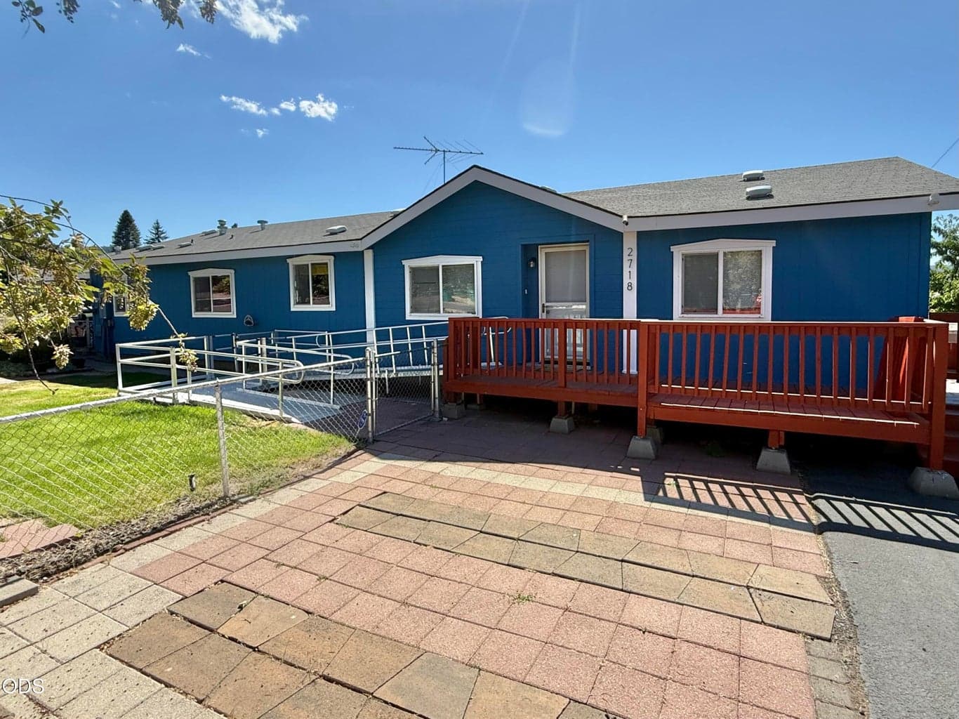 Photo of 2718 Corvallis 2 of 39
