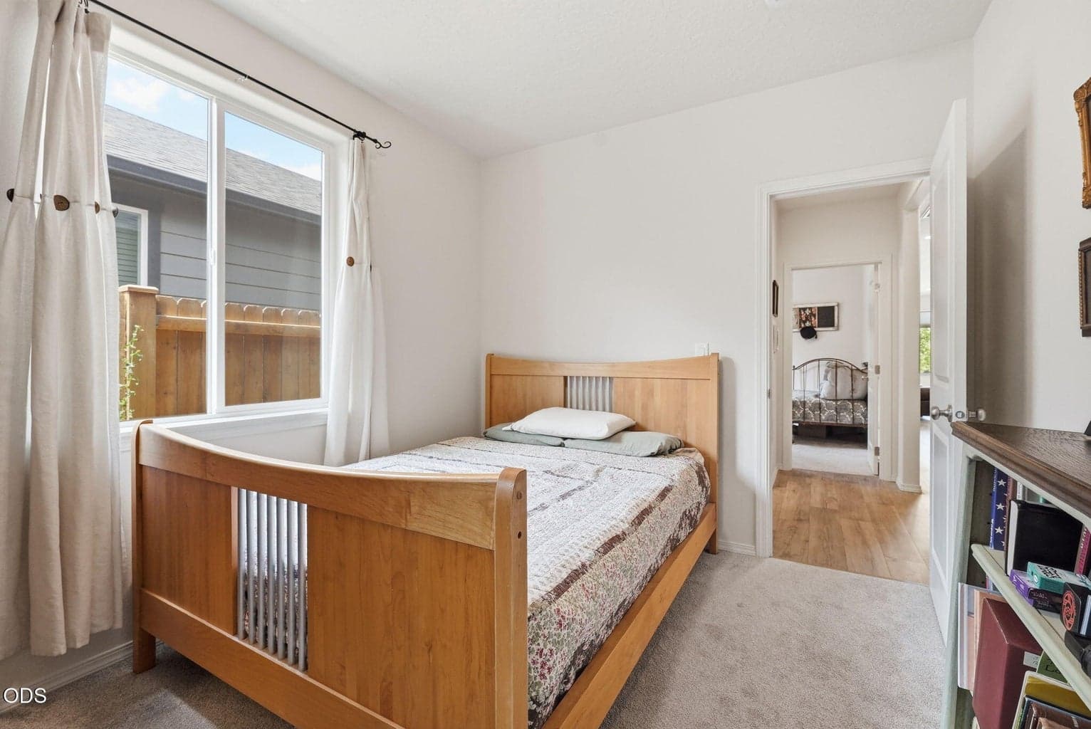 Photo of 2576 NW Teak Place 19 of 37