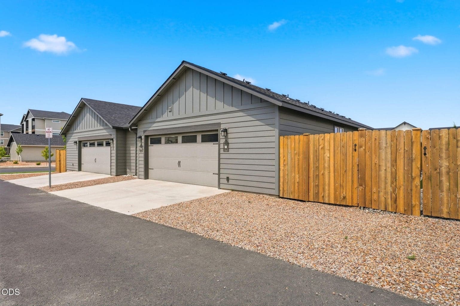 Photo of 2576 NW Teak Place 26 of 37