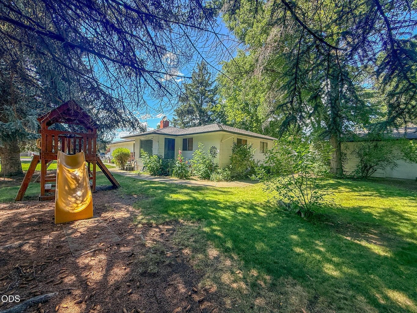 206 Claypool