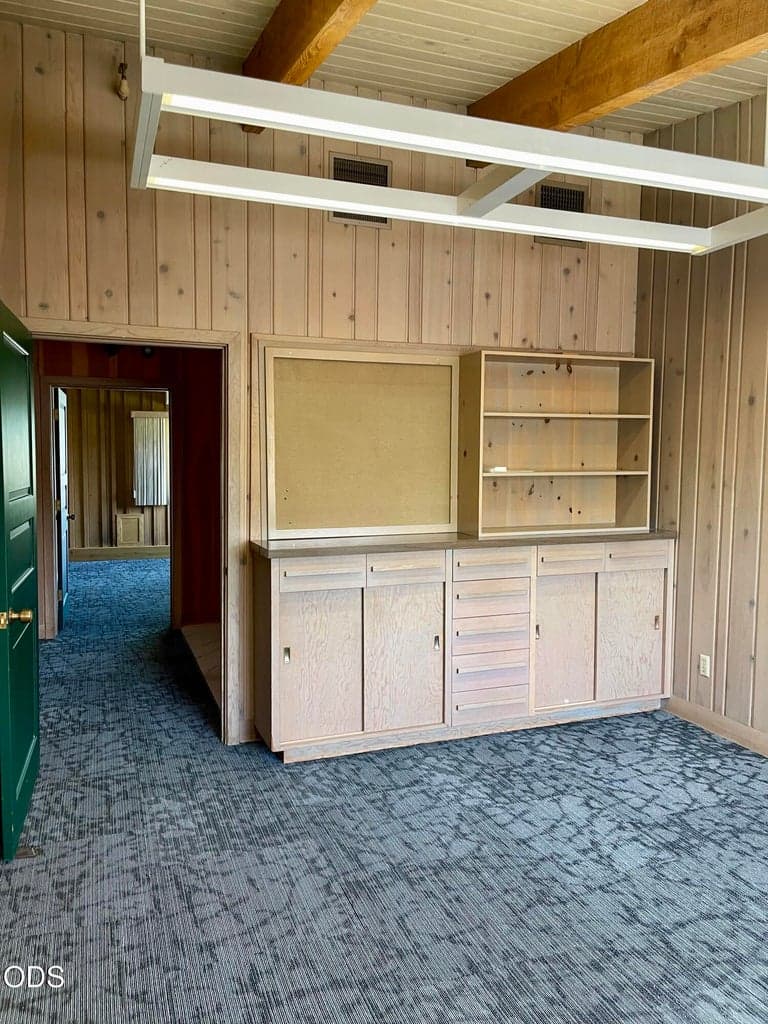 Photo of 404 4th Street 4 of 15
