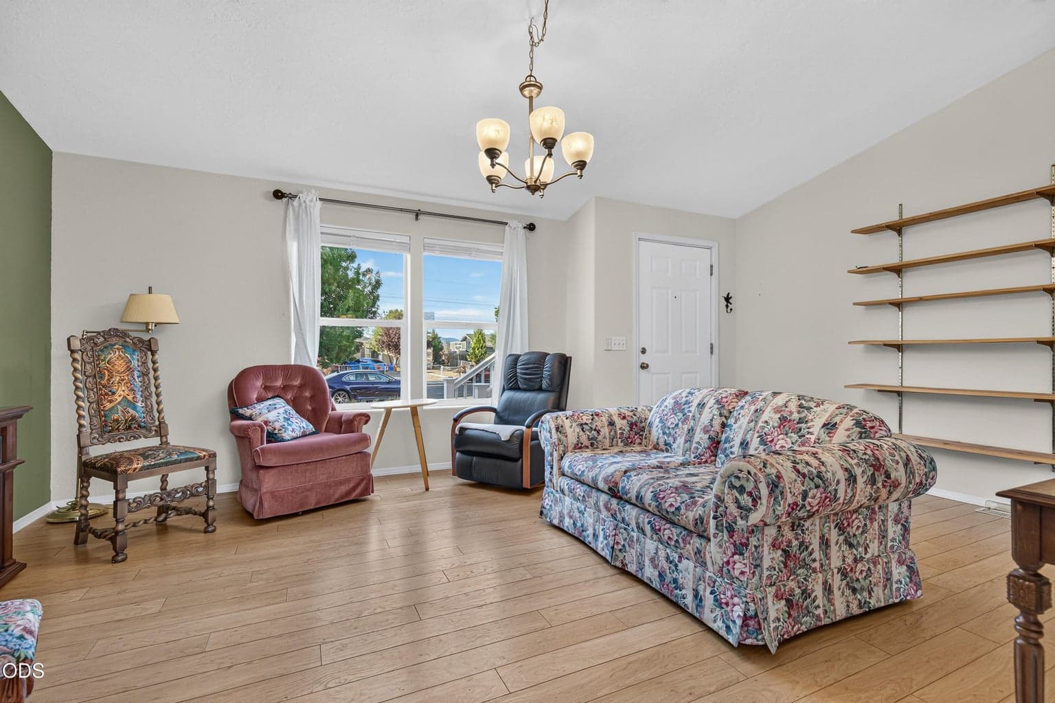 Photo of 2681 Agate Meadows Drive 3 of 35