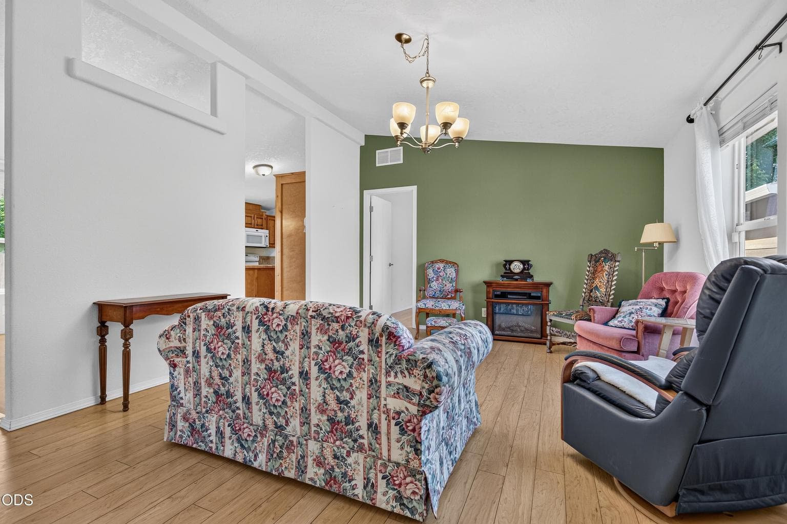 Photo of 2681 Agate Meadows Drive 5 of 35