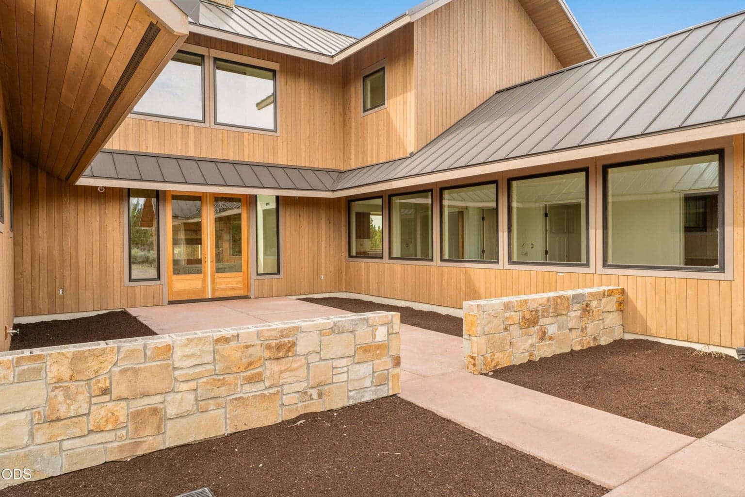 Photo of 23020 Brushline Court 4 of 70