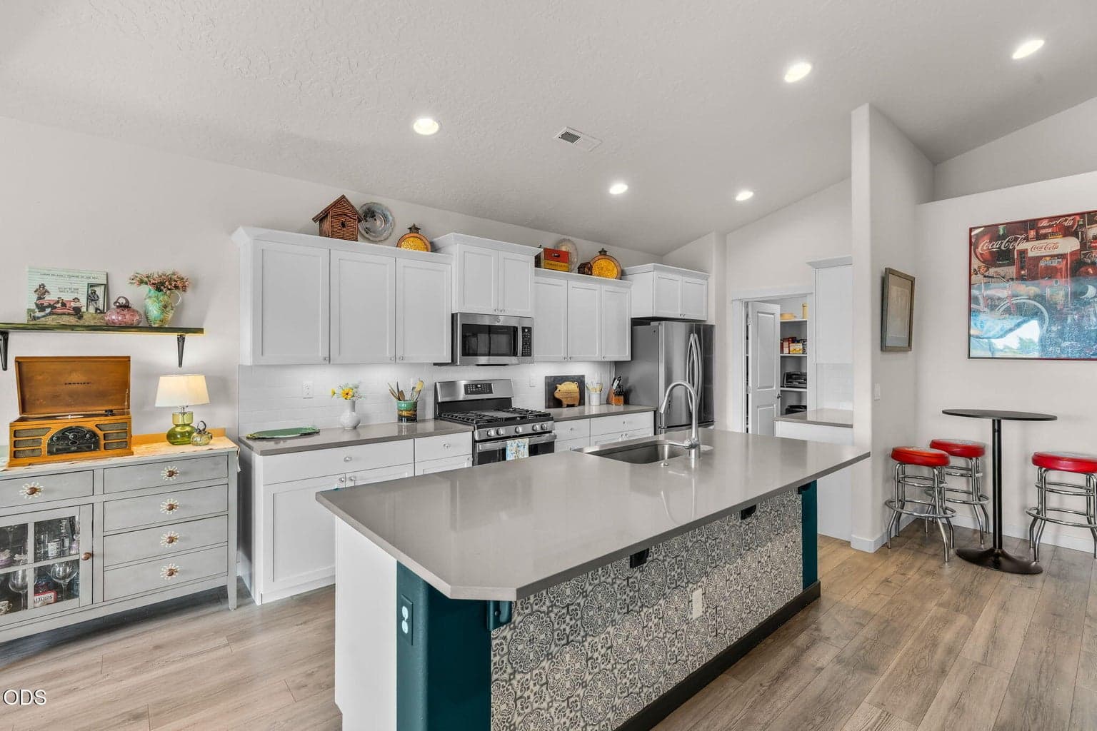 Photo of 1546 Varnish Place 5 of 28
