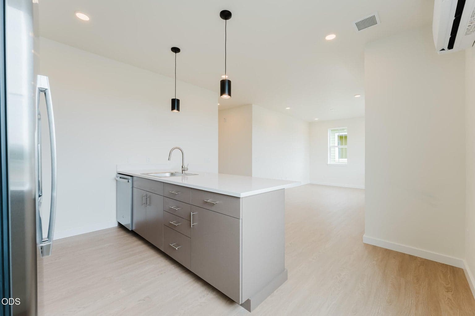 Photo of 155 NW 17th Street 9 of 27