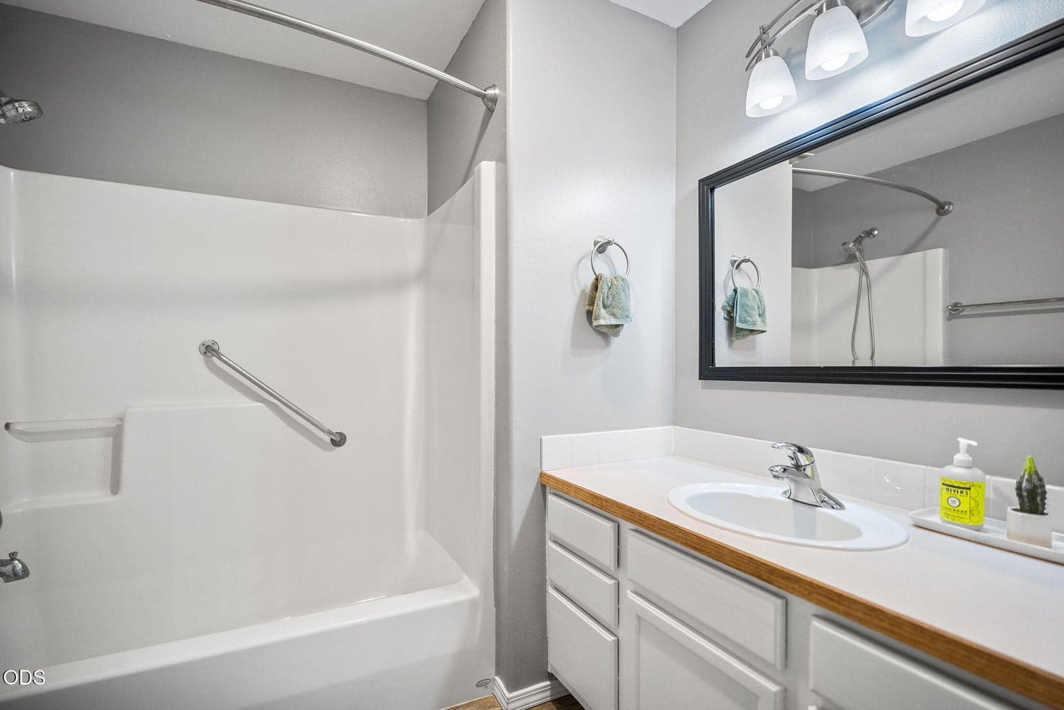 Photo of 1215 SW 32nd Court 20 of 27