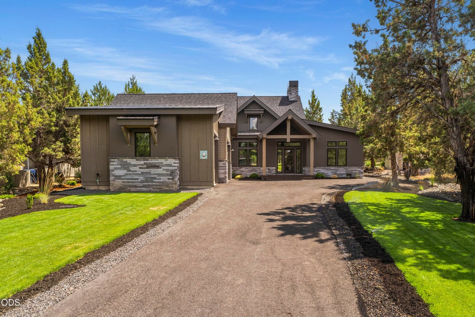 Photo of 2447 Osprey Drive 1 of 106