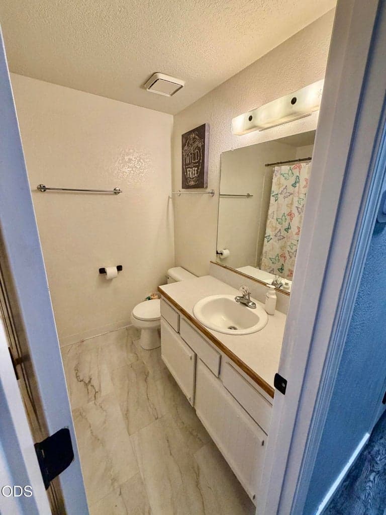 Photo of 1131 Merryman Drive 3 of 23