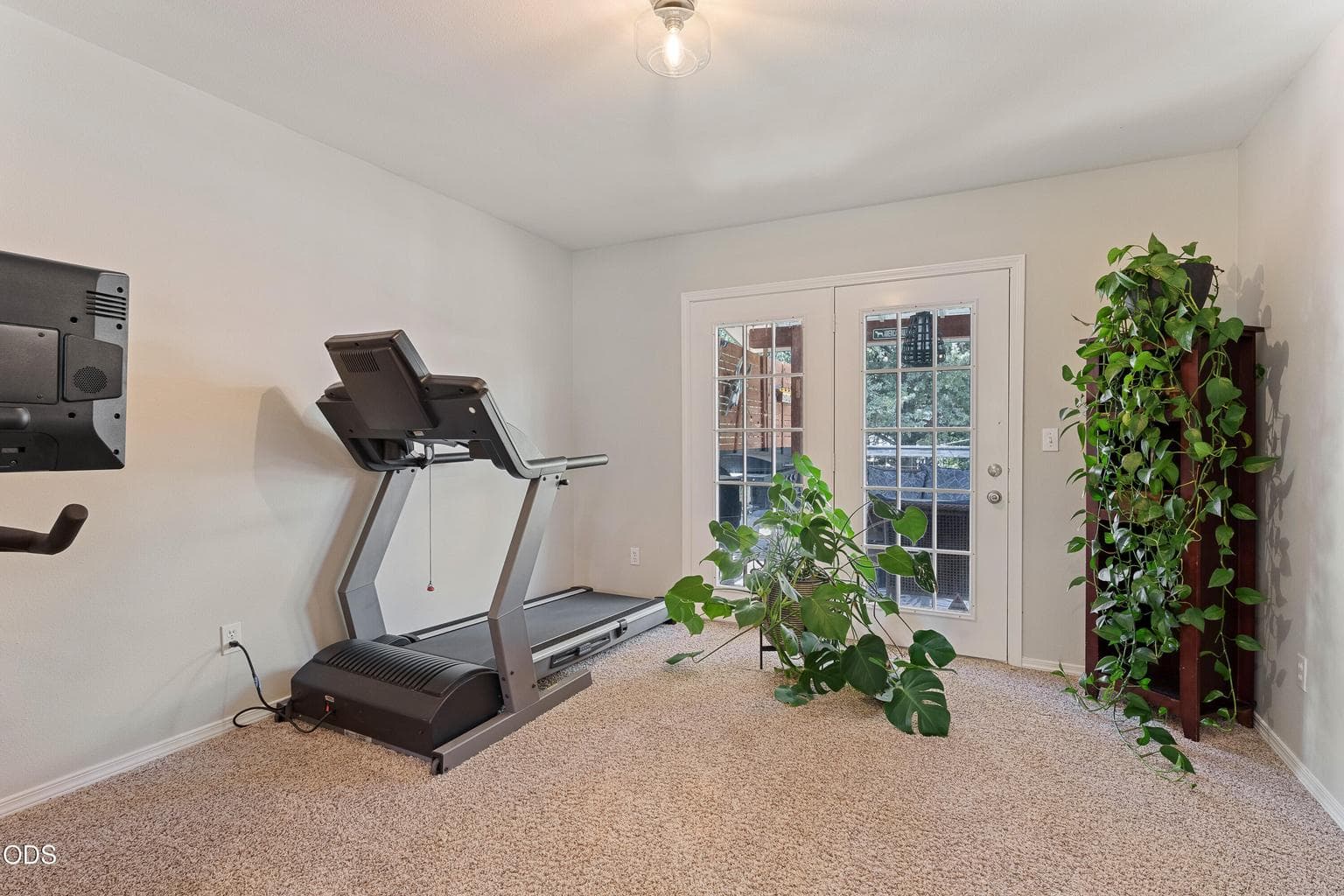 Photo of 2979 NE Alpenglow Place 23 of 48