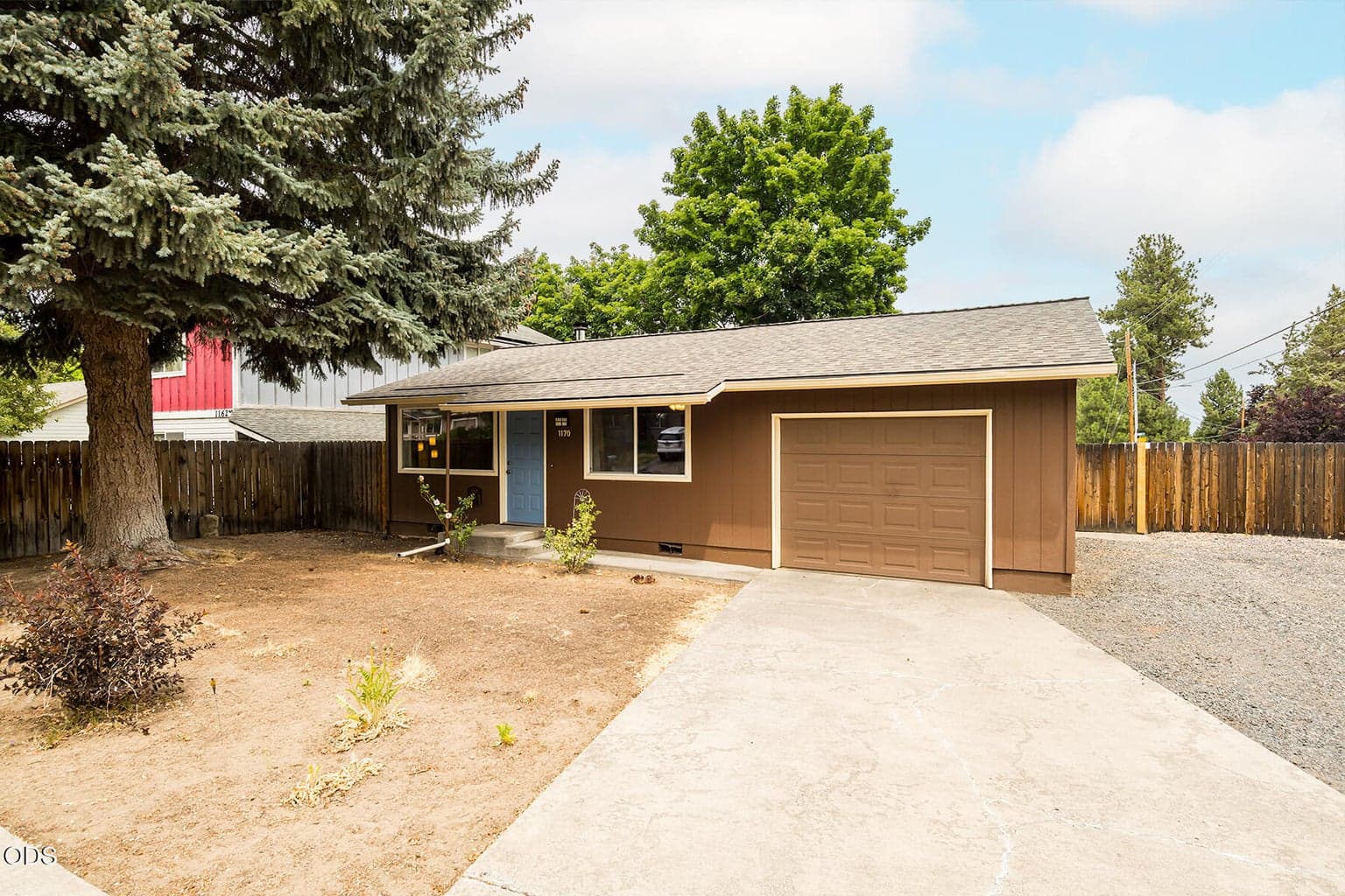 Photo of 1170 NE Ulysses Drive 32 of 32