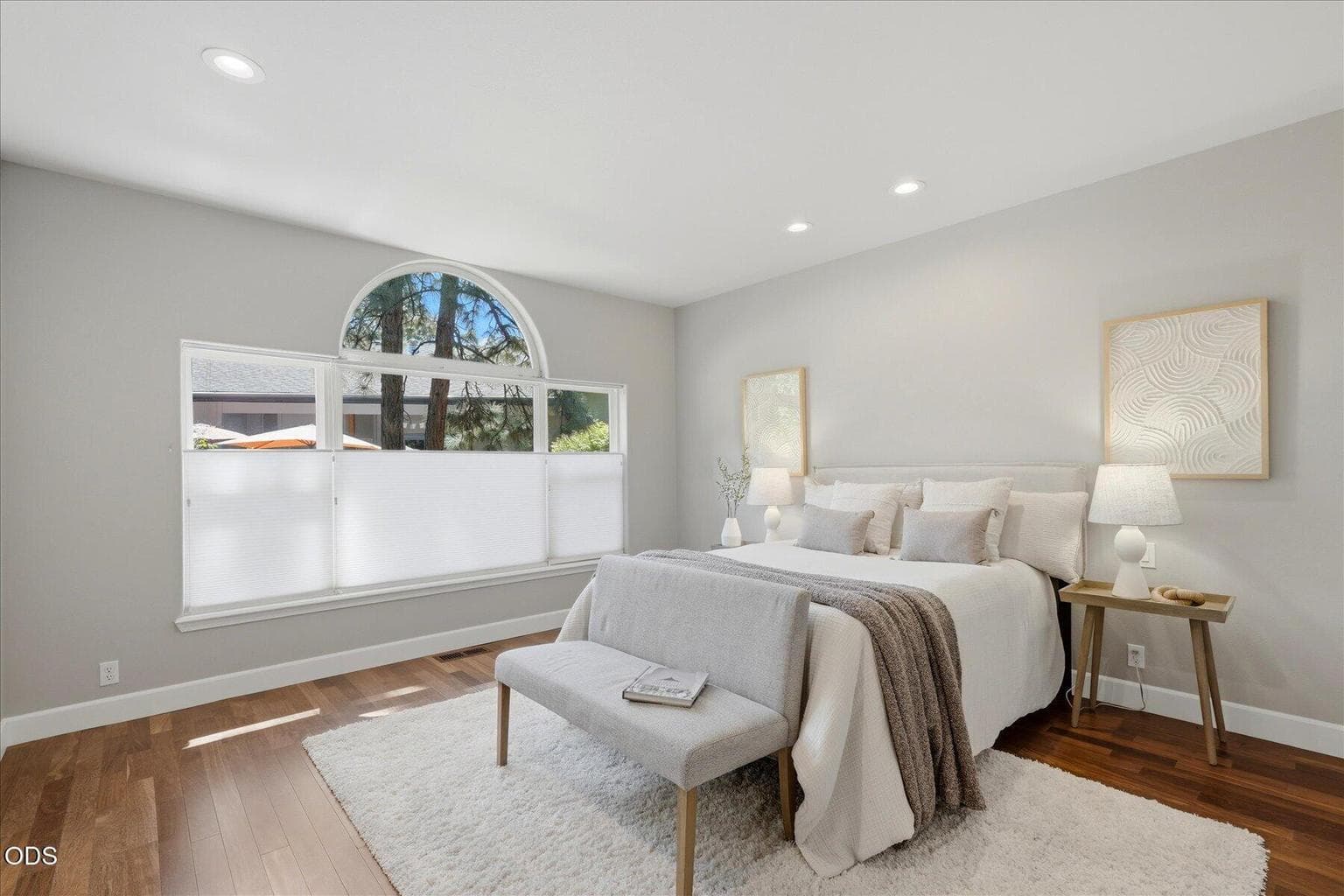 Photo of 2651 NW Nordic Avenue 24 of 53
