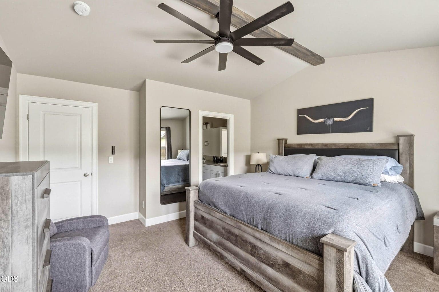 Photo of 432 NE Oak Avenue 16 of 34