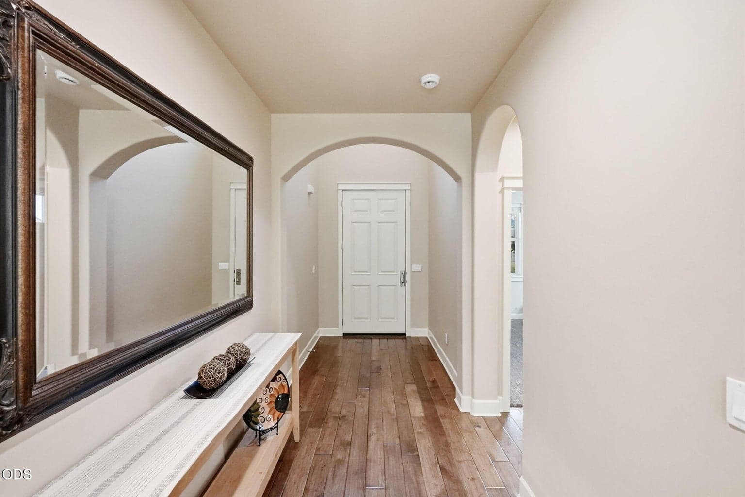Photo of 61156 SE Sydney Harbor Drive 16 of 72