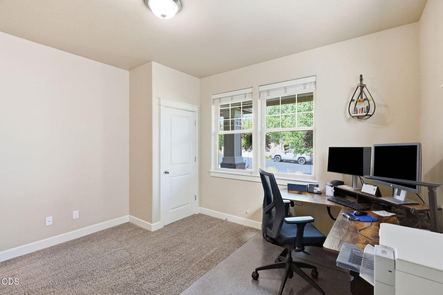 Photo of 61156 SE Sydney Harbor Drive 18 of 72