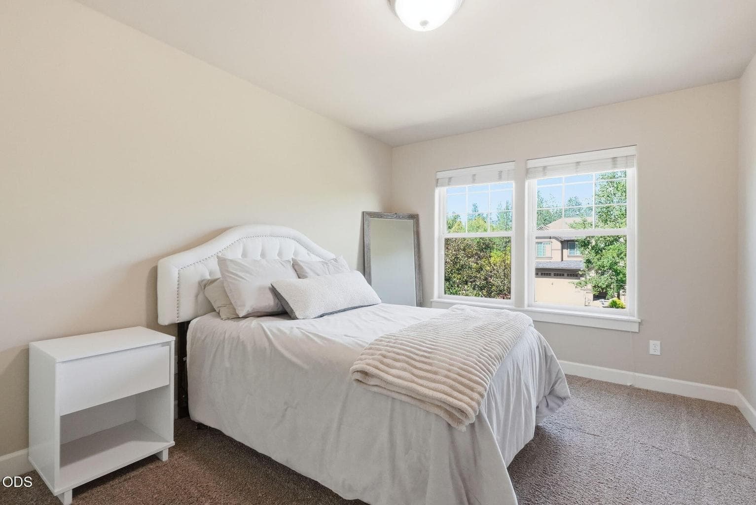 Photo of 61156 SE Sydney Harbor Drive 34 of 72