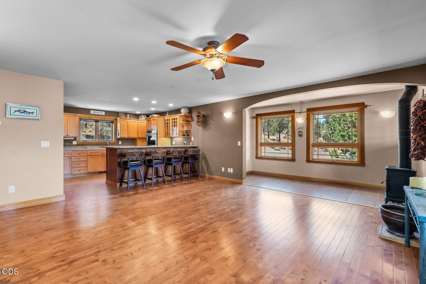 Photo of 70090 McKenzie Canyon Road 6 of 58